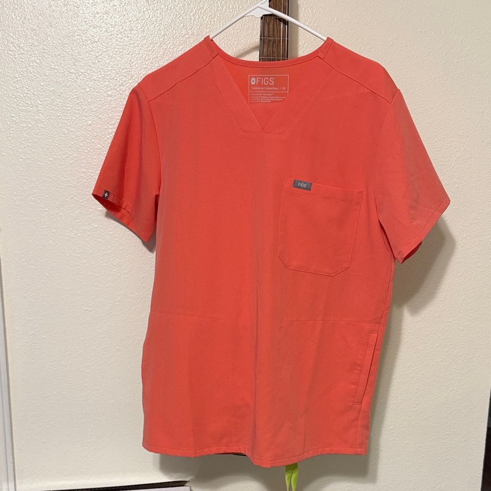 Figs Hot Coral Set